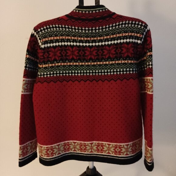 Skyr Red Wool Fair Isle Cardigan Sweater w/ Ornate Metal Clasps Women's Medium - Picture 6 of 15